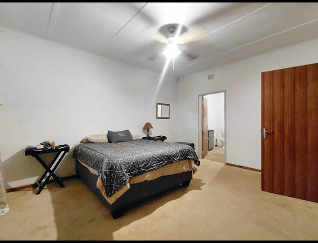 4 BEDROOM FREESTANDING FOR SALE IN IMPALA PARK